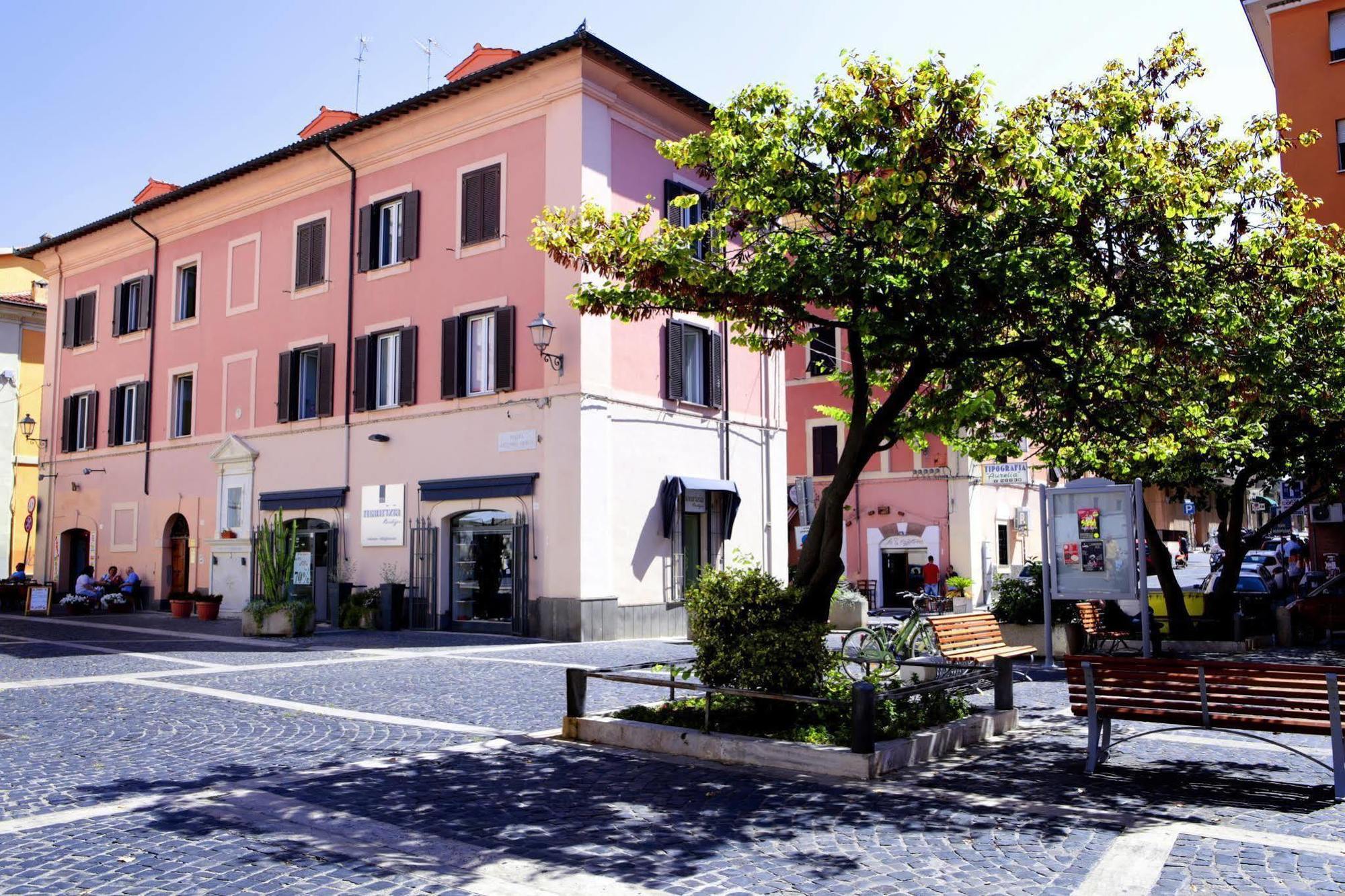 B&B Piazza Fratti Civitavecchia Exterior photo